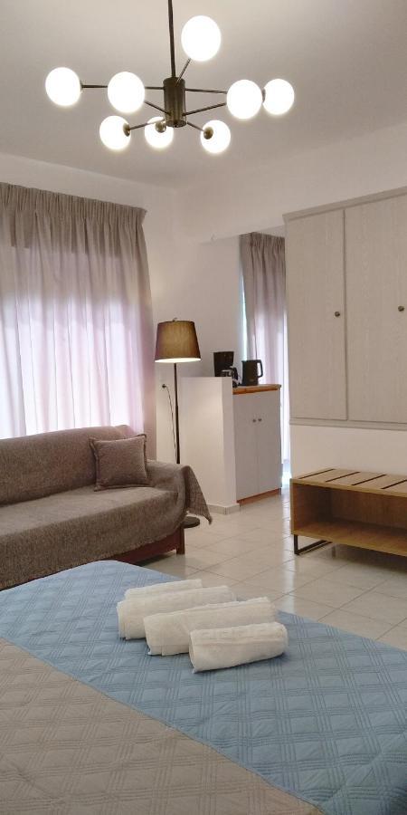 Studio 35sqm in Soúgia Esterno foto