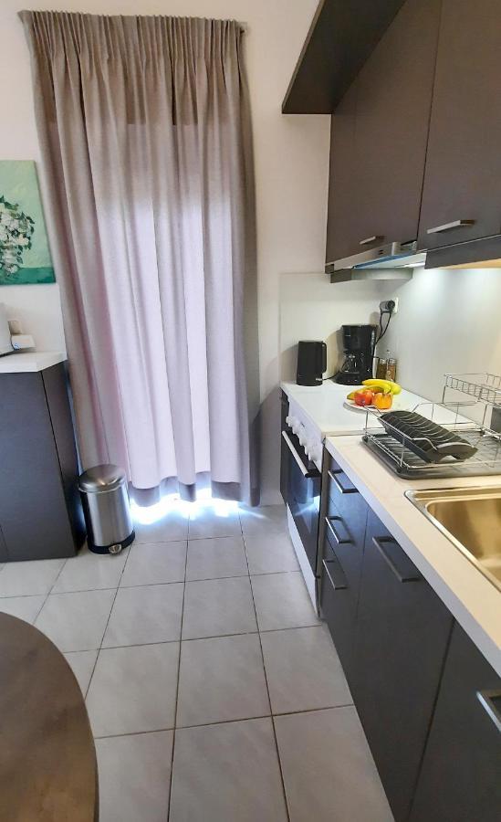 Studio 35sqm in Soúgia Esterno foto