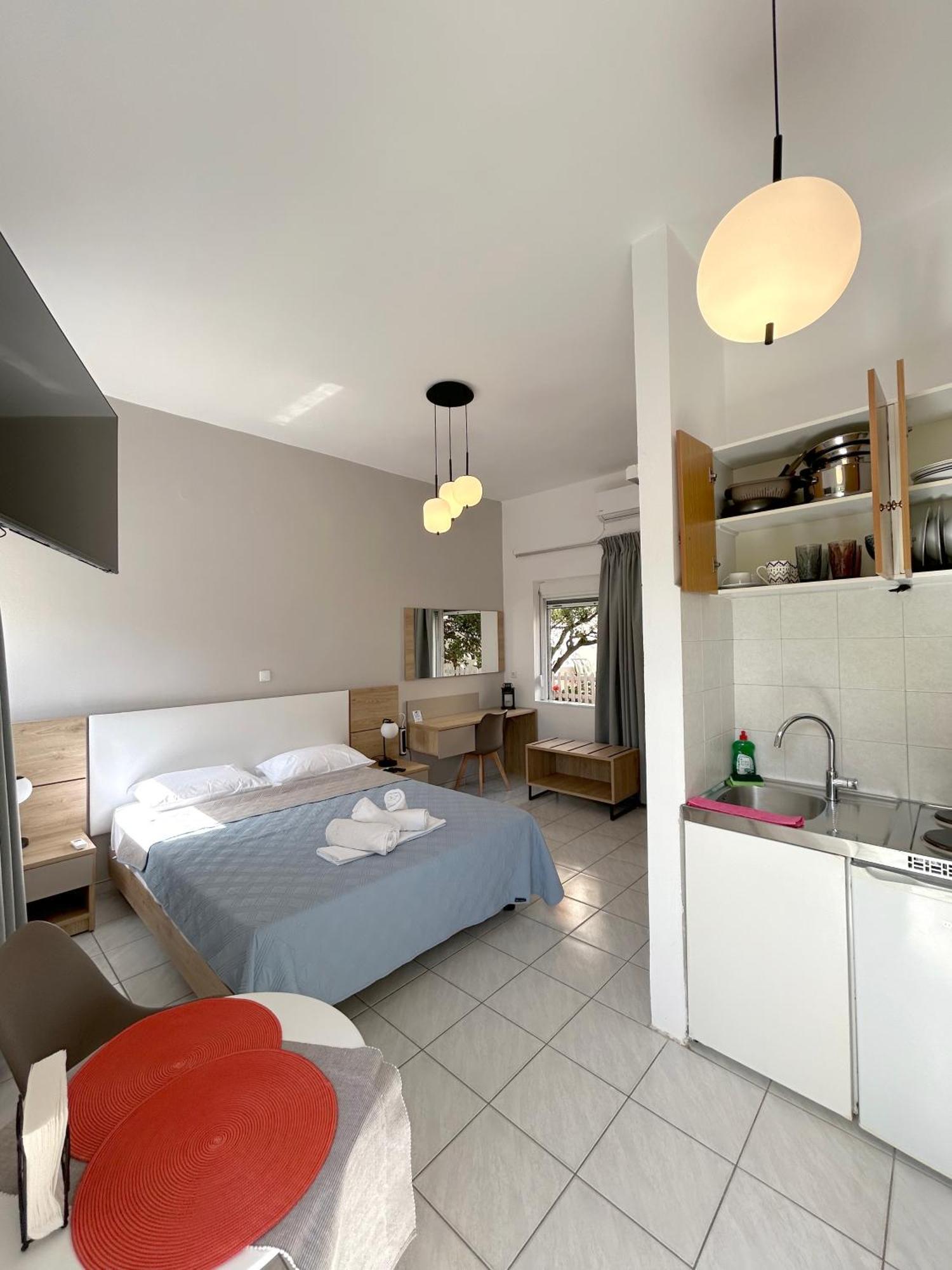 Studio 35sqm in Soúgia Esterno foto